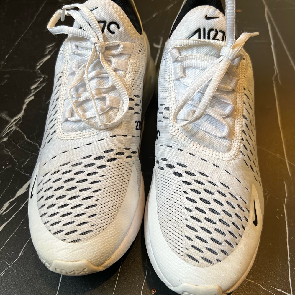Size 8.5 - Nike Air Max 270 White